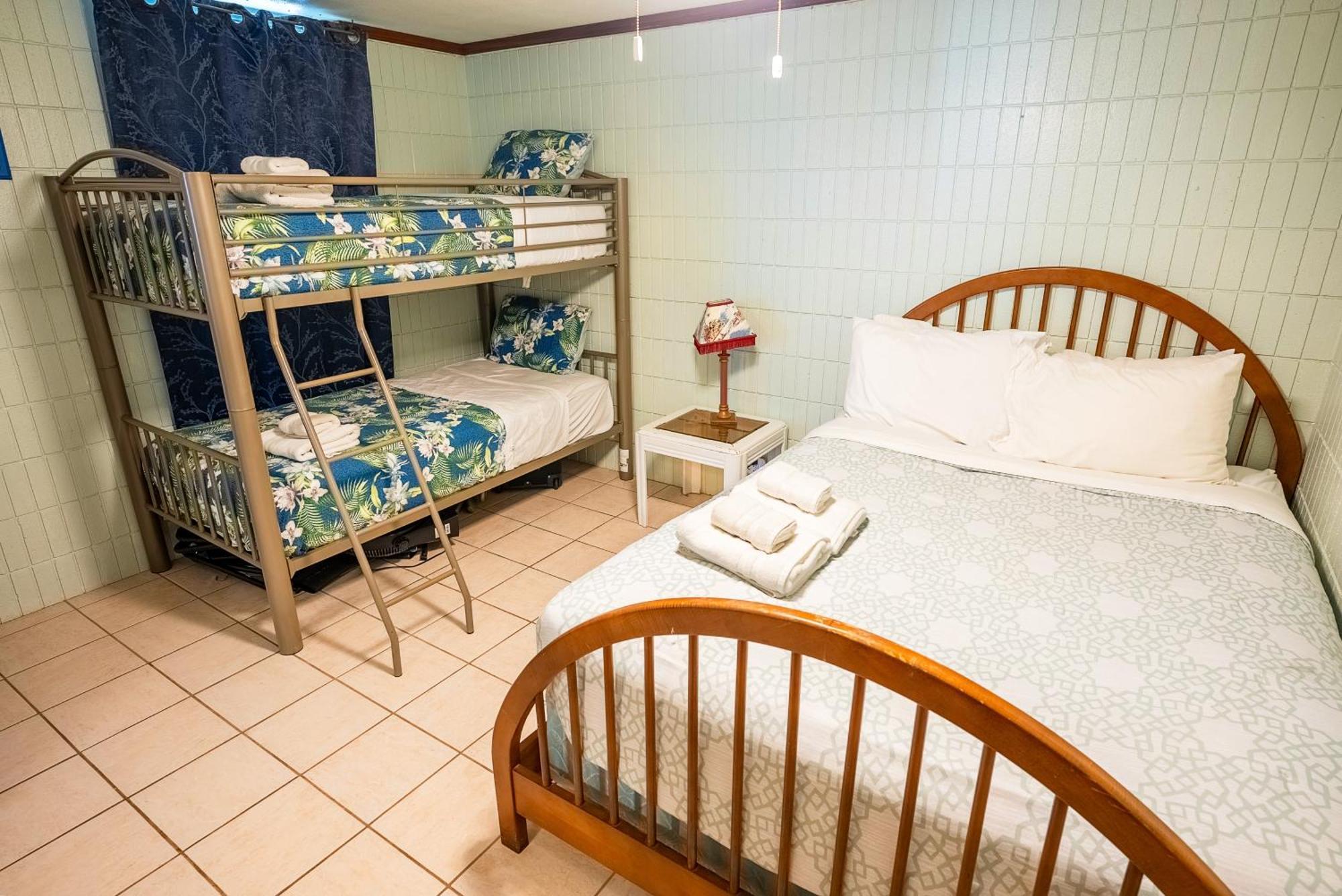 ハウウラ Pats At Punalu'Uアパートホテル 部屋 写真
